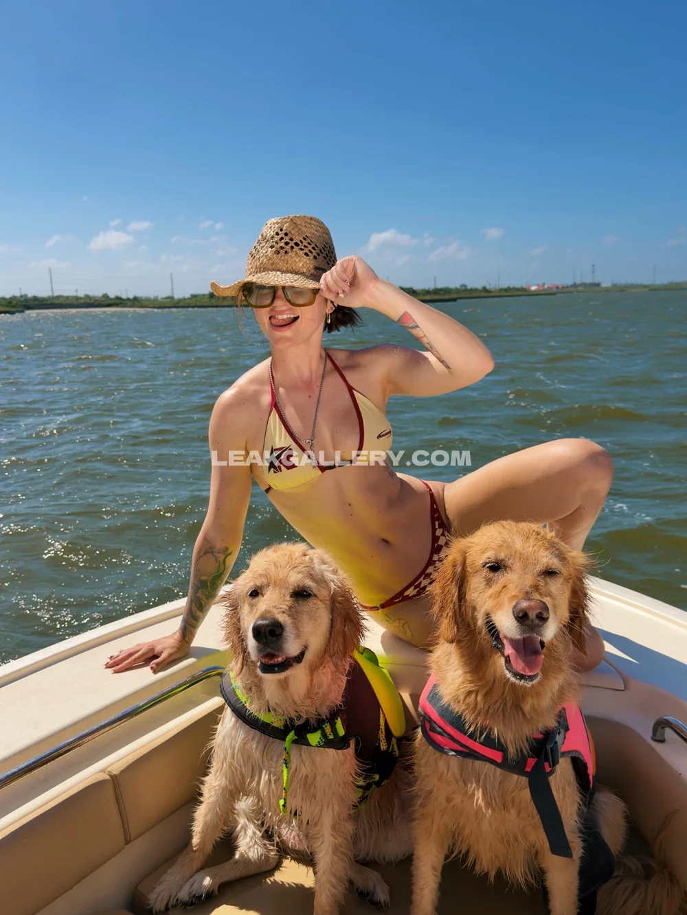 Peachjars Bikini Boat Pose OnlyFans Photo Leaked