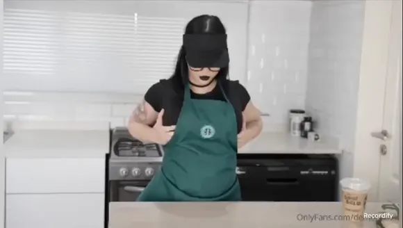 Pink Chyu Blindfolded Kitchen Tease OnlyFans Video Leaked