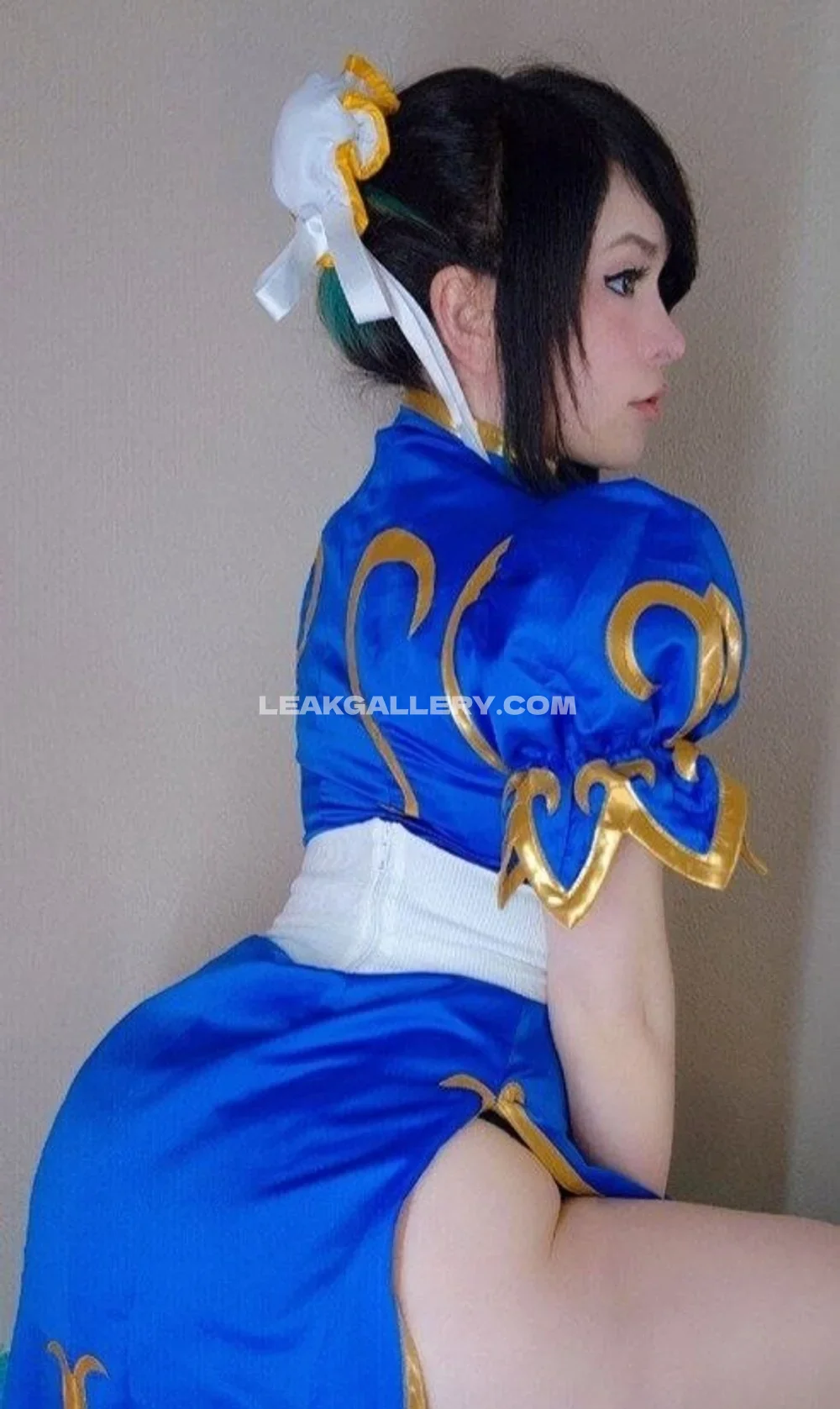 Pink Chyu Blue Dress Side Pose OnlyFans Photo Leaked