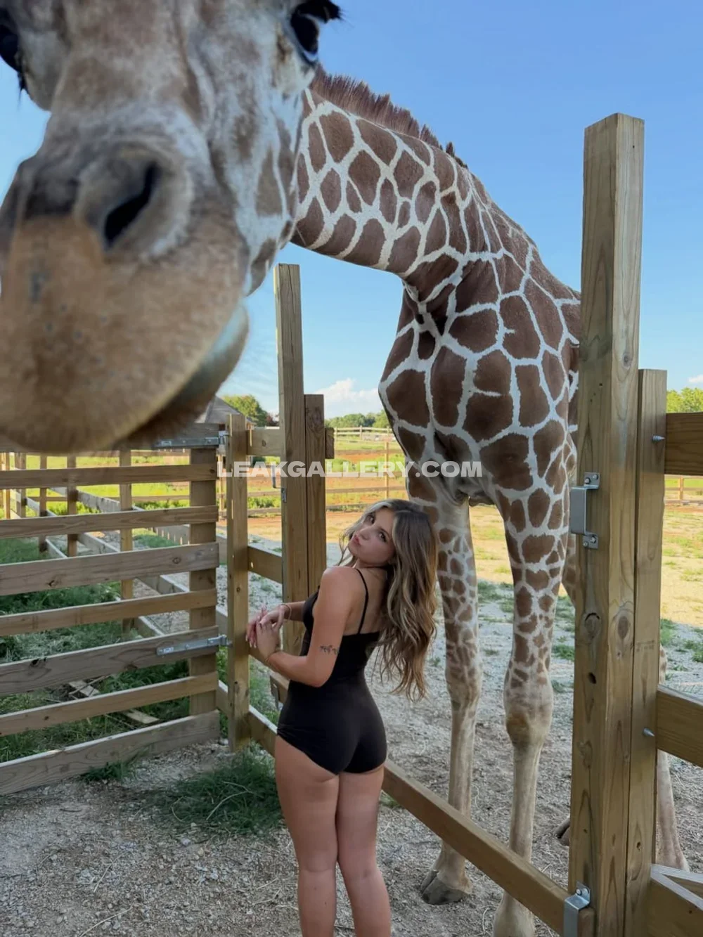 Piper Rockelle Black Bodysuit Pose OnlyFans Photo Leaked
