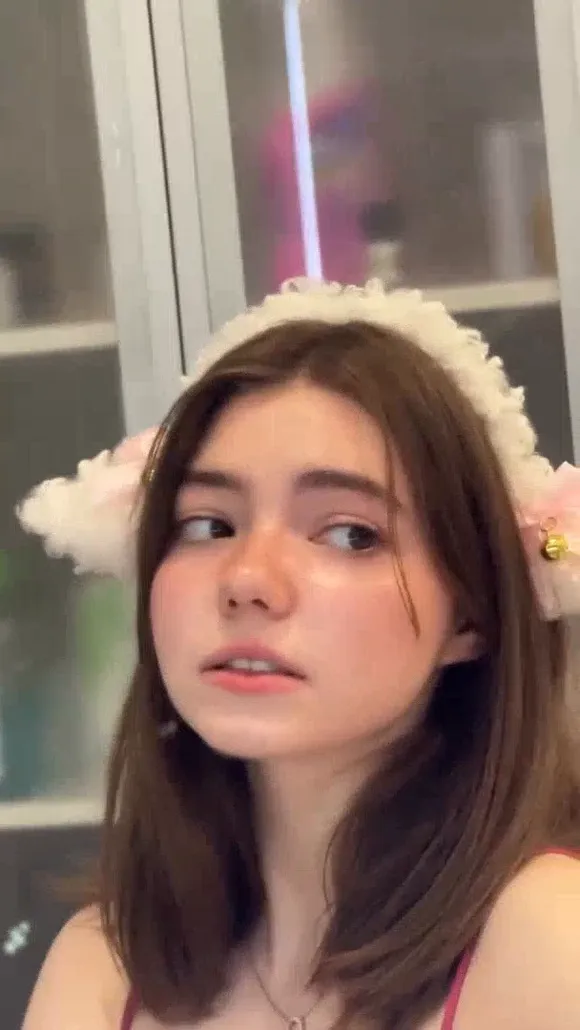 Plumpy Mage Cat Ear Headband Closeup OnlyFans Video Leaked