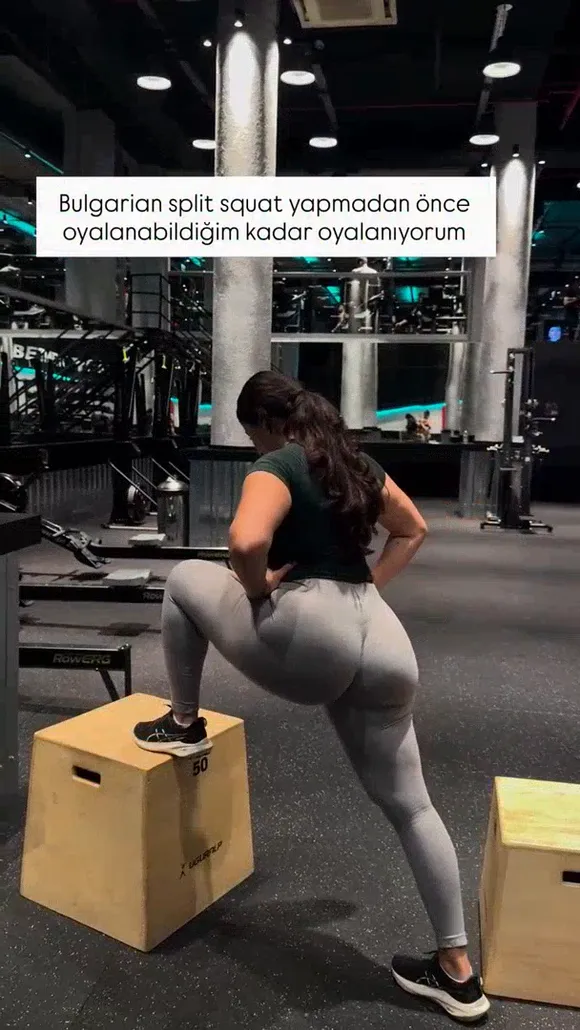 Pt.irempalaa Gym Leggings Squat Pose OnlyFans Video Leaked