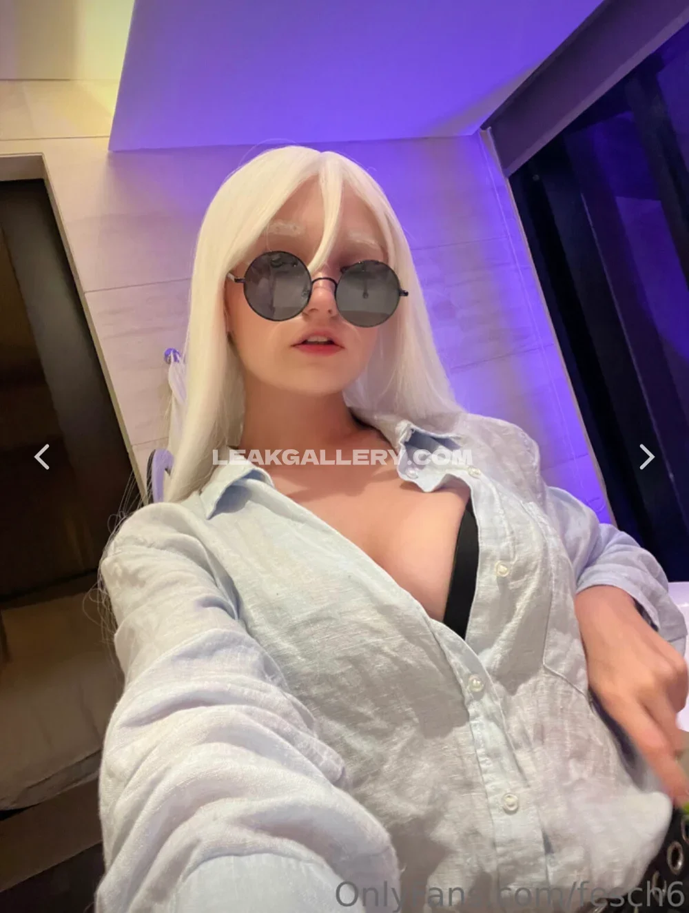 Queenfesch6 White Wig Sunglasses Selfie OnlyFans Photo Leaked