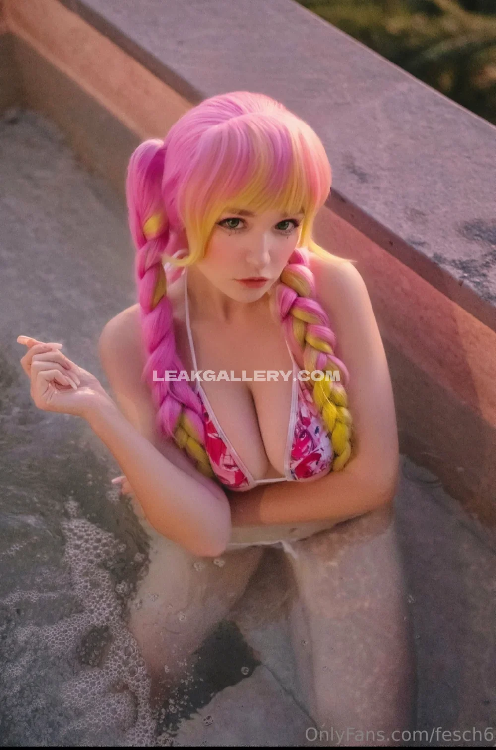 Queenfesch6 Bikini In Hot Tub OnlyFans Photo Leaked