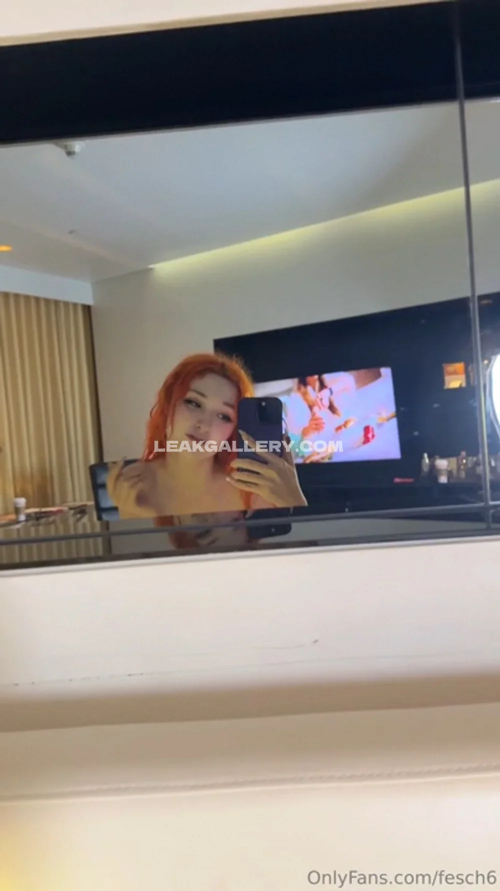 Queenfesch6 Mirror Selfie With Orange Hair OnlyFans Photo Leaked