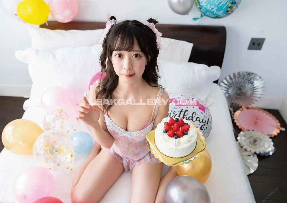 Real__yami Birthday Cake Tease OnlyFans Photo Leaked