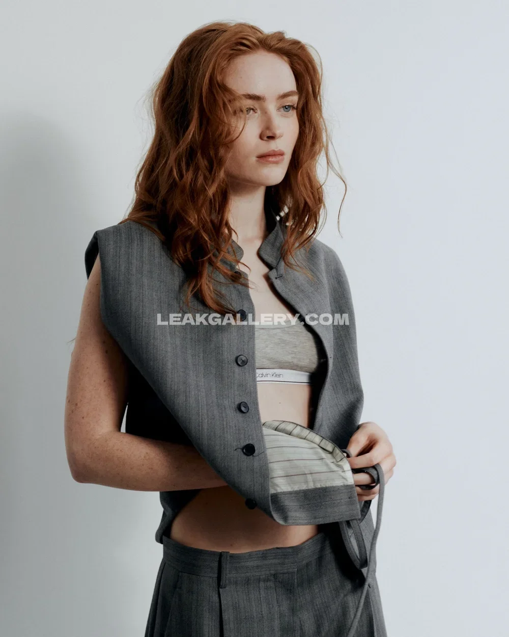 Sadie Sink Grey Suit Crop Top OnlyFans Photo Leaked