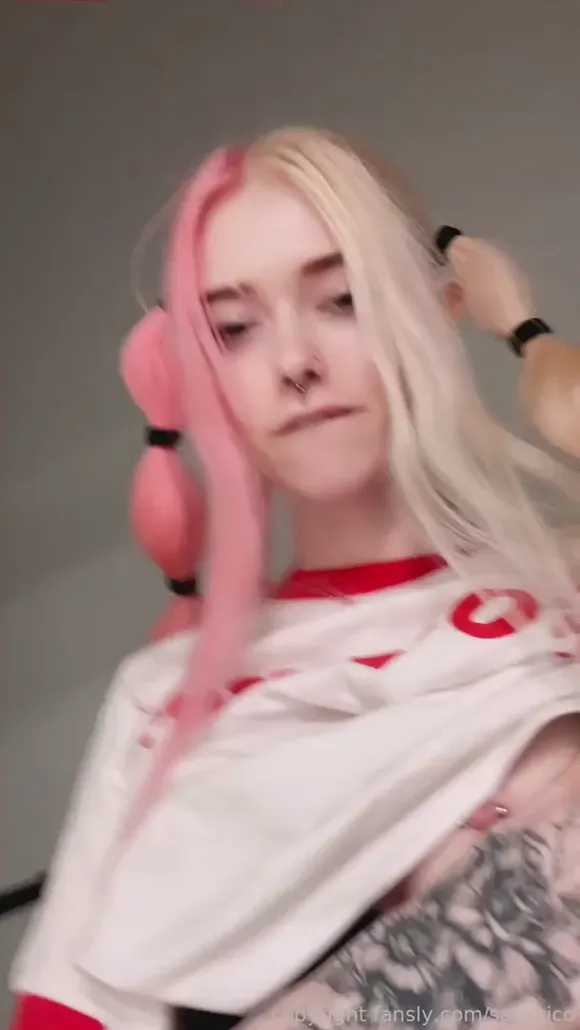 Saekkico Black Bra Tease OnlyFans Video Leaked