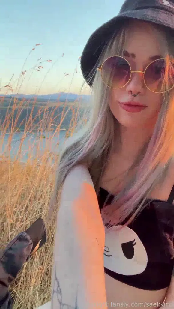 Saekkico Bikini Top Tease OnlyFans Video Leaked