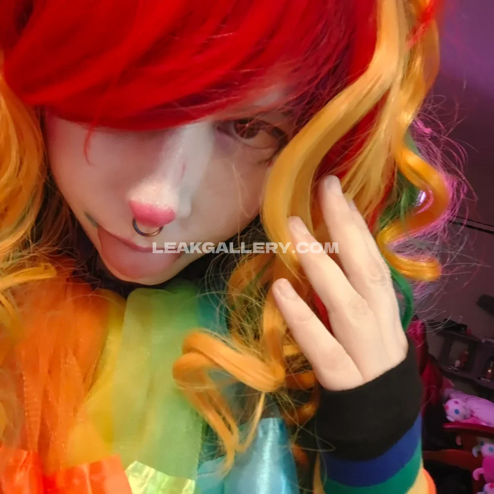 Scruppy1997 Rainbow Wig Selfie Pose OnlyFans Photo Leaked