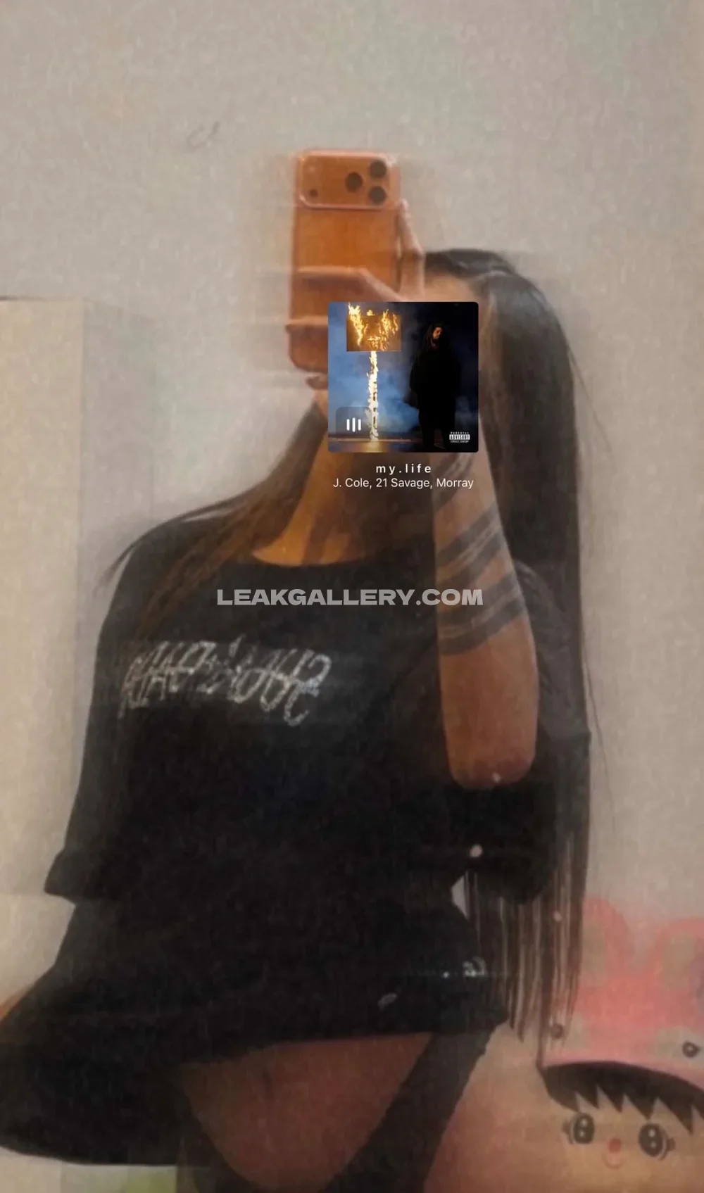 Shambhavi1997 Mirror Selfie In Crop Top OnlyFans Photo Leaked