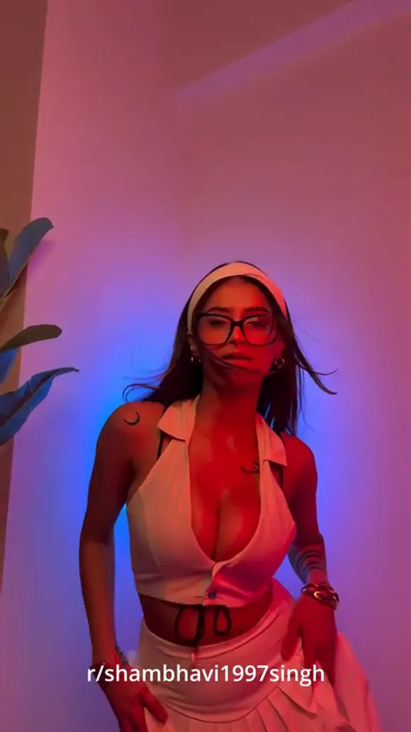 Shambhavi1997 Glasses And White Top OnlyFans Video Leaked