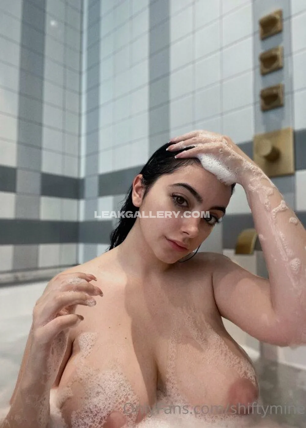 Shiftymine Naked Shower Soap Tease OnlyFans Photo Leaked