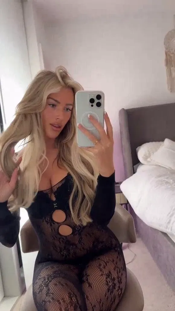 Margaux Sinclair Lace Bodysuit Mirror Selfie OnlyFans Video Leaked
