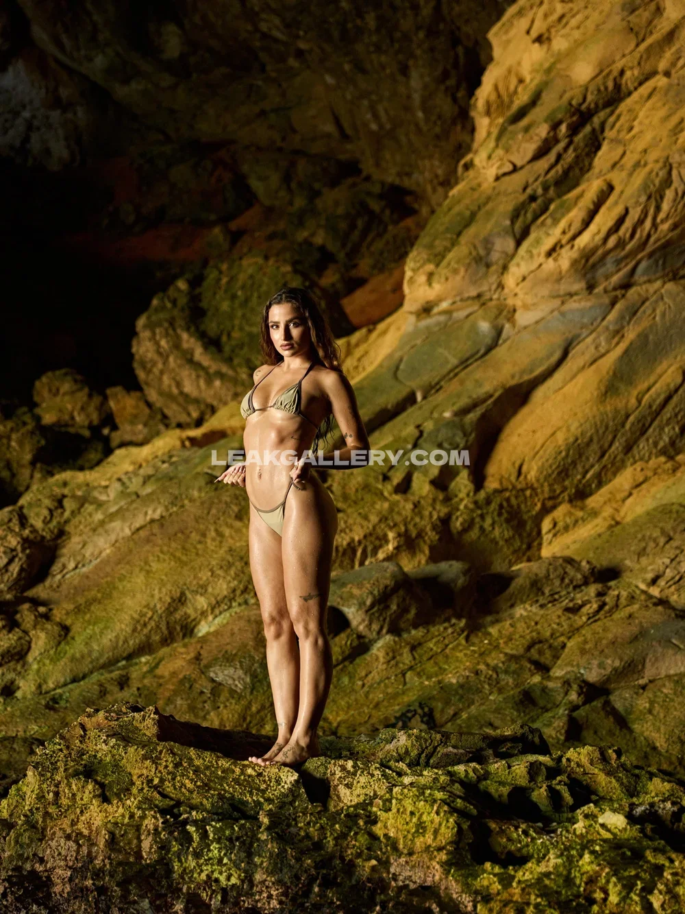 Sofiasurfers Bikini Pose On Rocks OnlyFans Photo Leaked