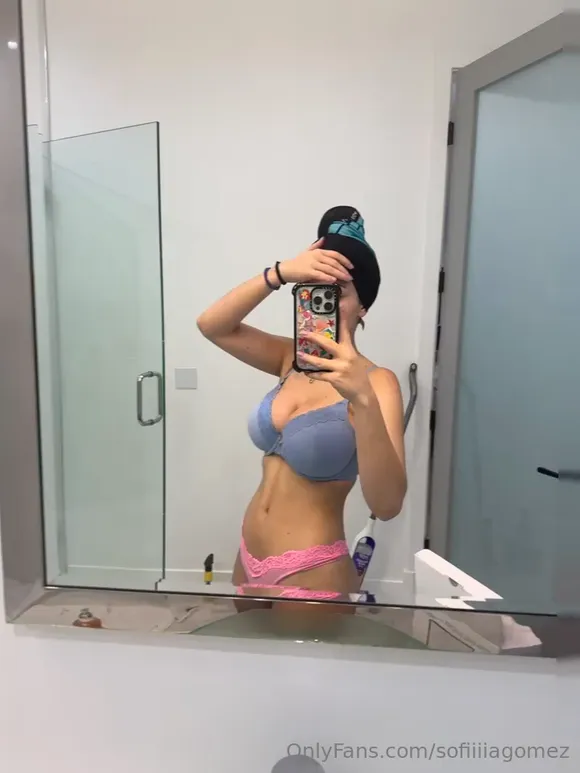 Sofia Gomez Bra And Lacy Panties OnlyFans Video Leaked
