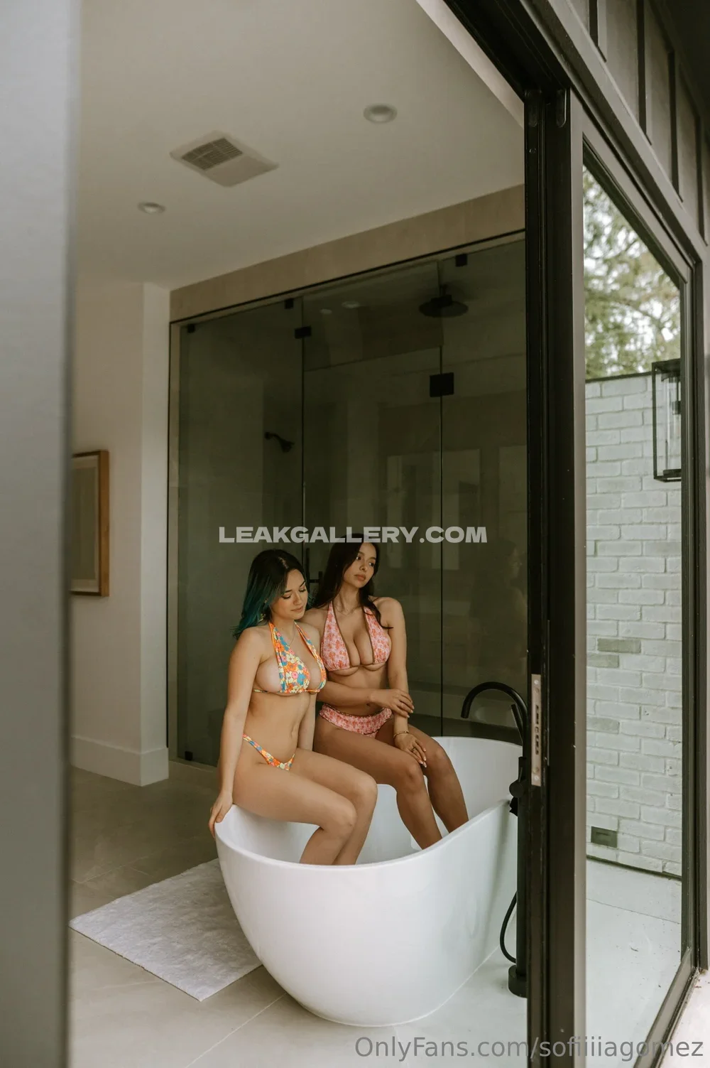 Sofia Gomez Bikini Bathtub Pose OnlyFans Photo Leaked