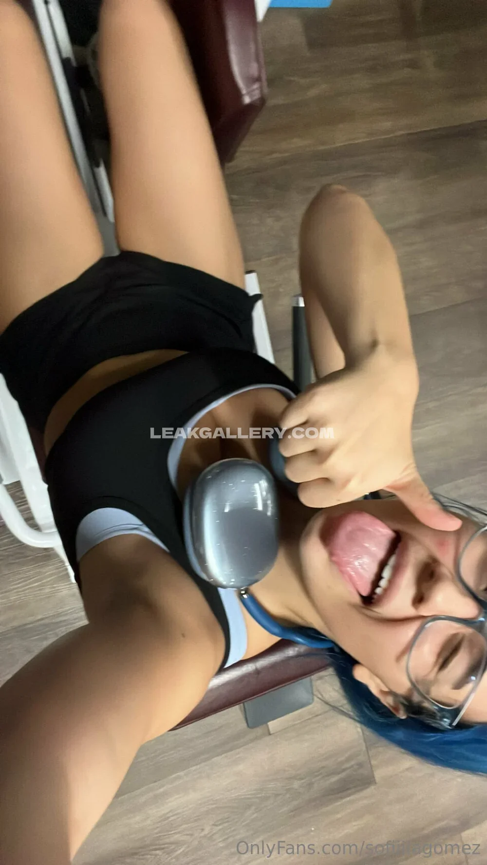 Sofia Gomez Blue Hair Gym Tease OnlyFans Photo Leaked