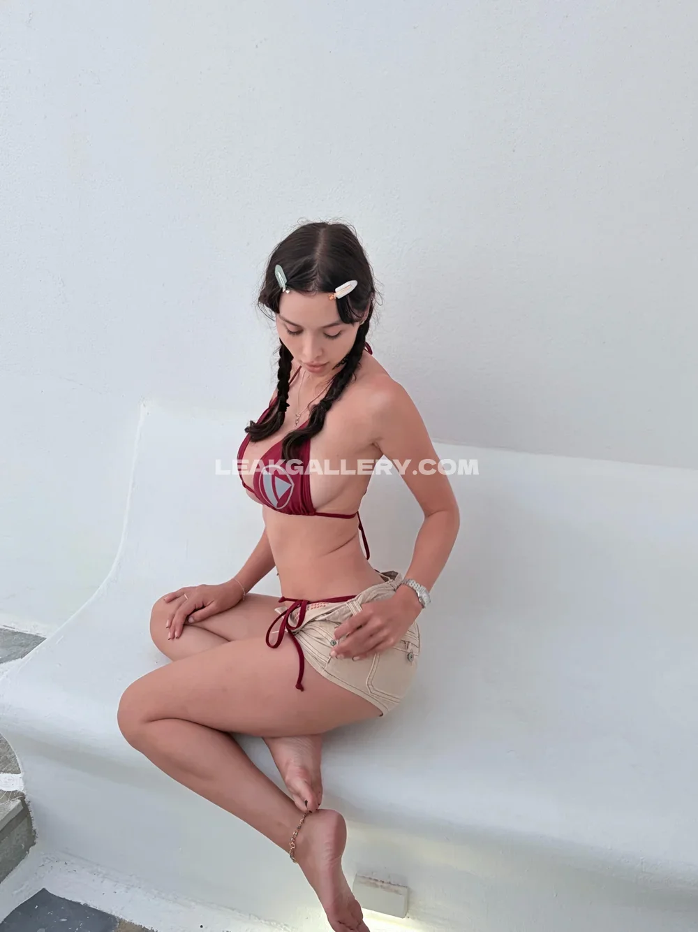 Sophie Mudd Braided Hair Bikini Pose OnlyFans Photo Leaked