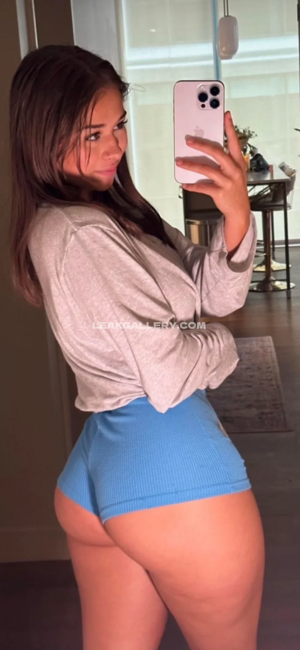 Sophie Rain Blue Shorts Mirror Selfie OnlyFans Photo Leaked