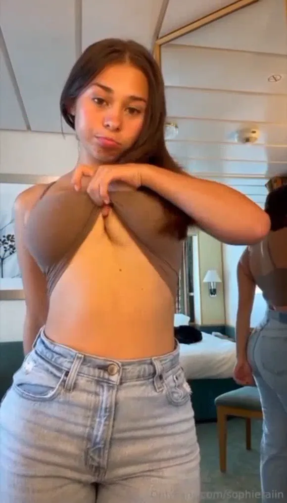 Sophieraiin Exclusive Leaked Nude OnlyFans #13517659