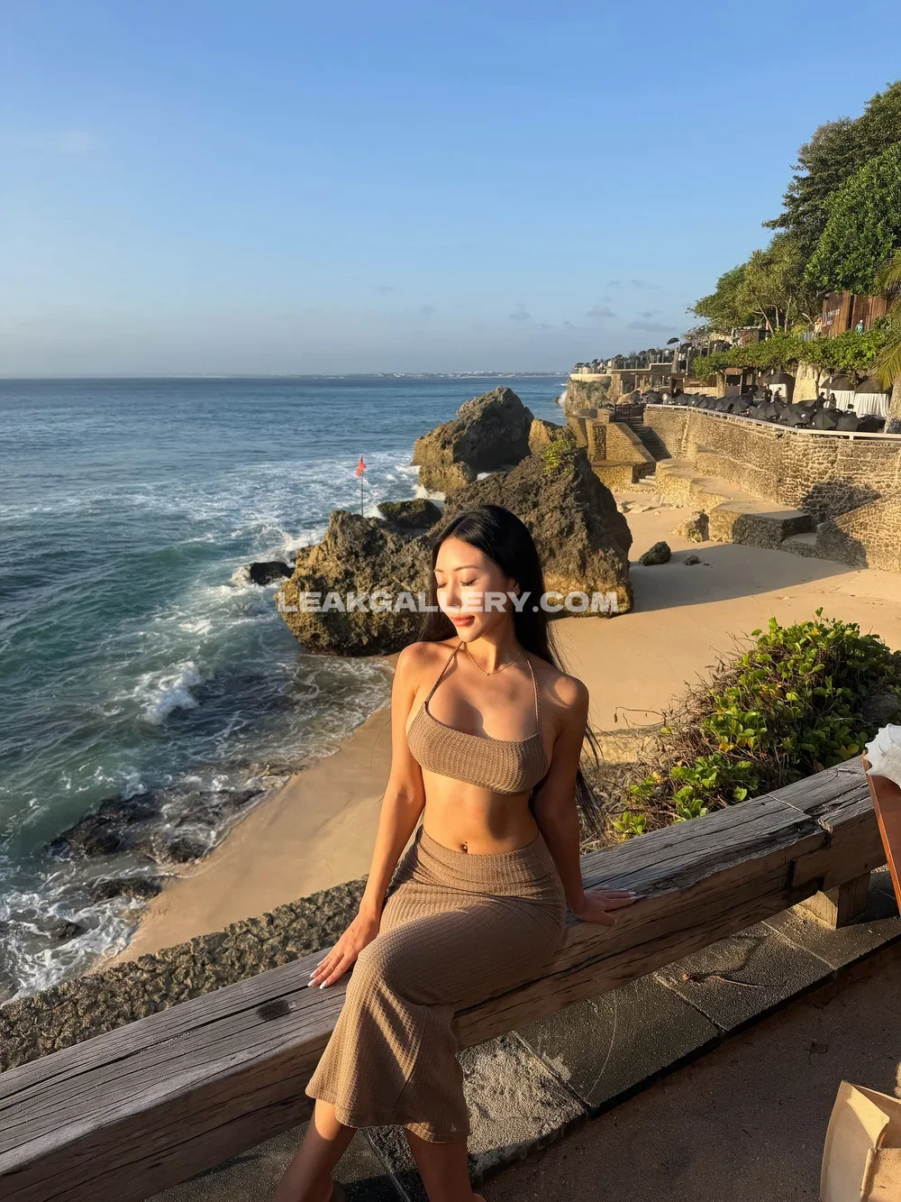 Stephchoi Beachside Bikini Pose OnlyFans Photo Leaked