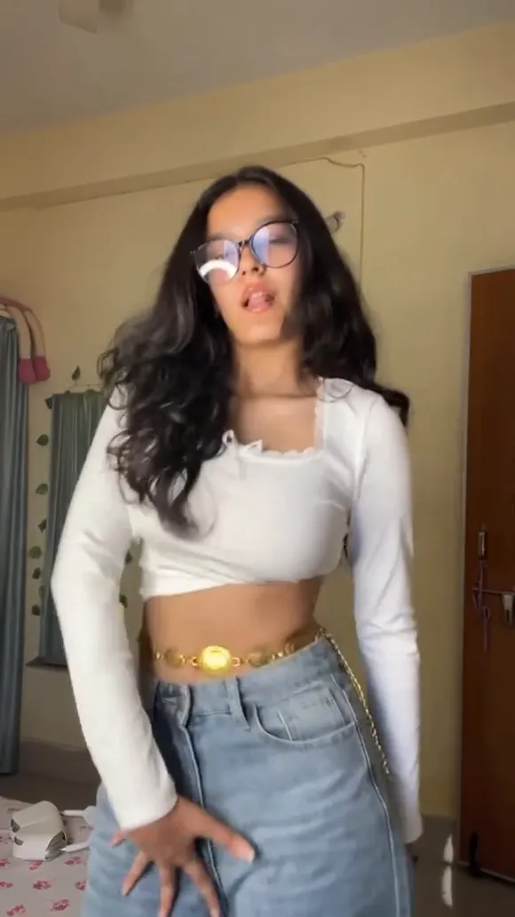 Subhasly White Crop Top Dance OnlyFans Video Leaked
