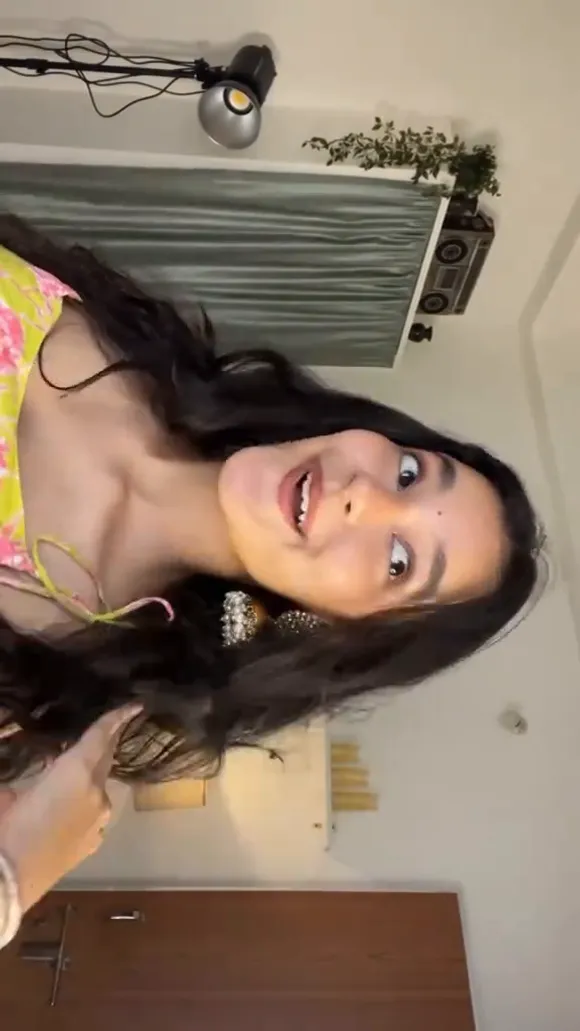 Subhasly Floral Bikini Top Tease OnlyFans Video Leaked