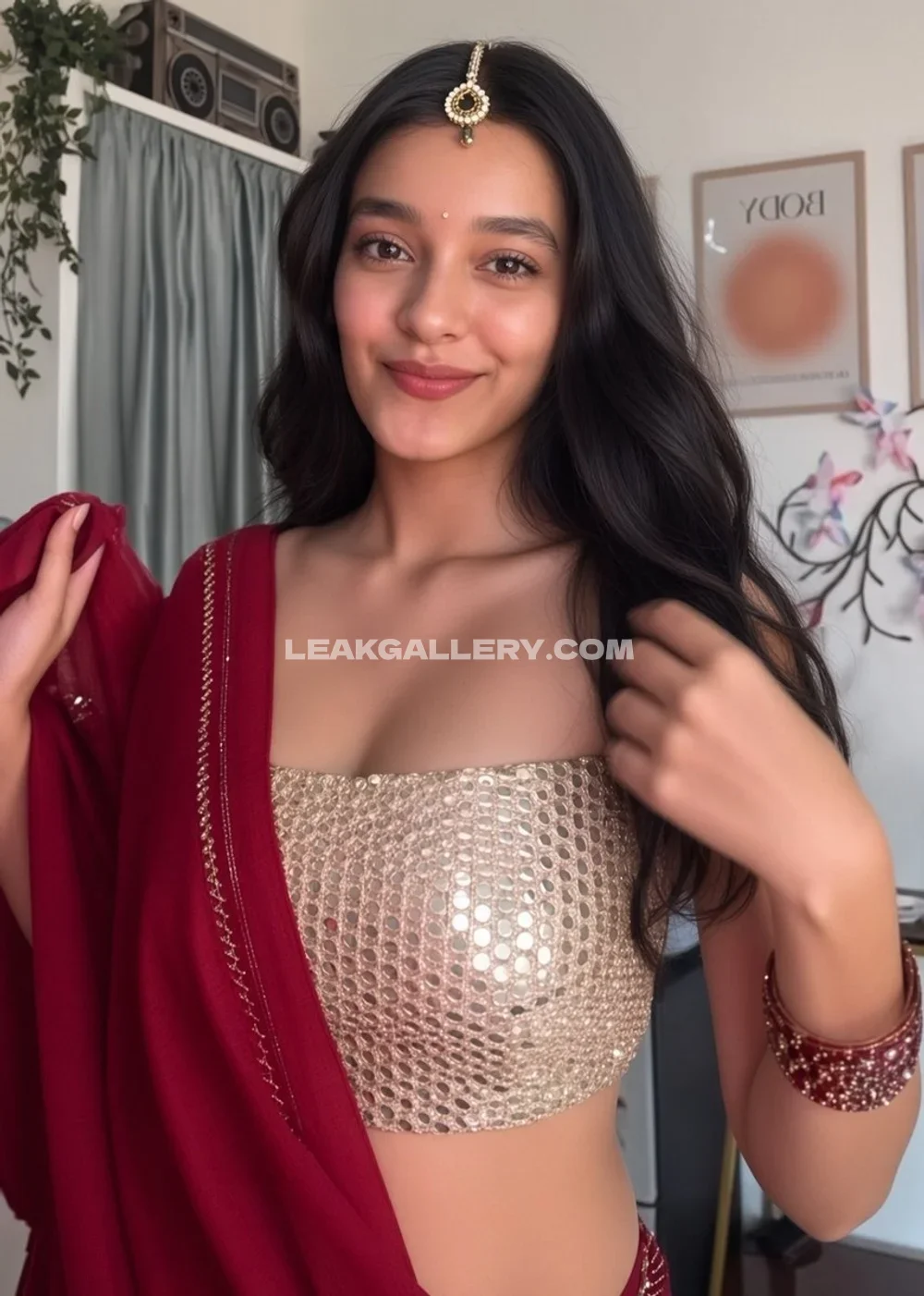 Subhasly Sequined Bra Top Pose OnlyFans Photo Leaked