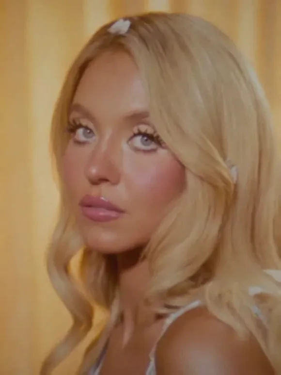 Sydney Sweeney Blonde Hair Close Up OnlyFans Video Leaked