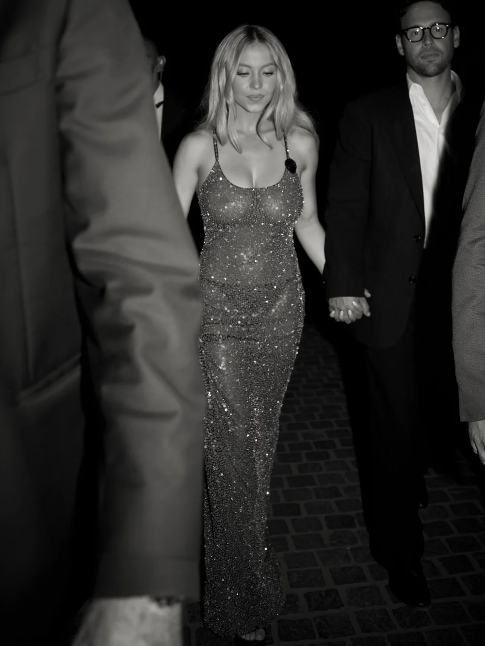 Sydney Sweeney Sparkly Gown Full Length OnlyFans Photo Leaked
