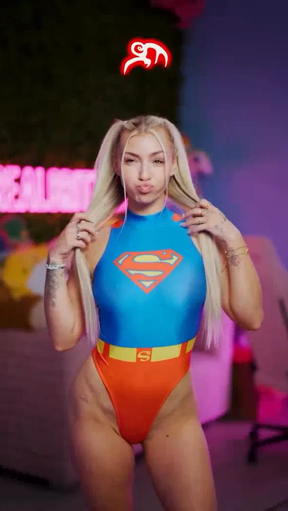 Therealbrittfit Superman Bodysuit Tease OnlyFans Video Leaked