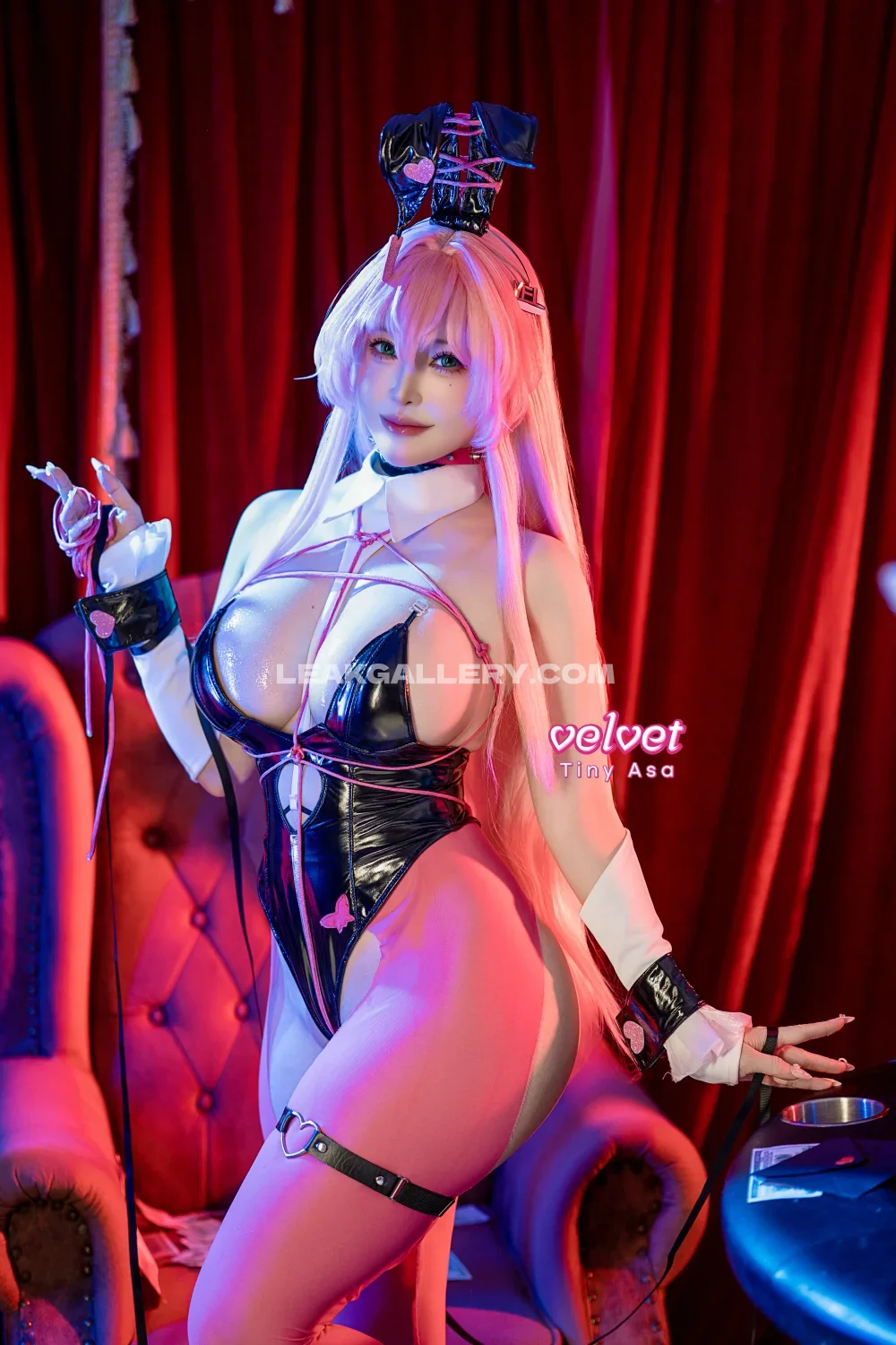 Tiny.asa Latex Bunny Costume Pose OnlyFans Photo Leaked