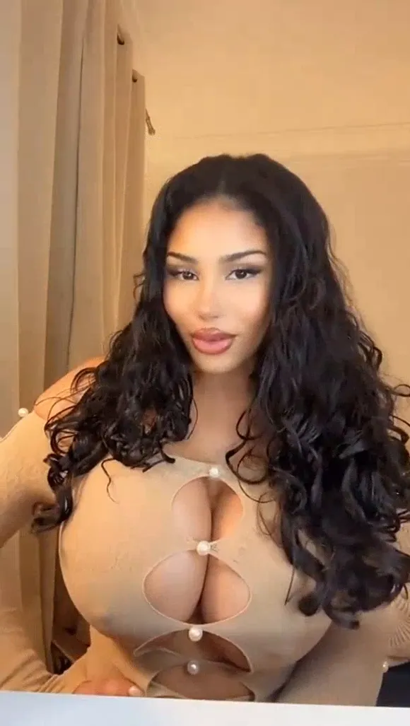Tootatis Cutout Bodysuit Tease OnlyFans Video Leaked