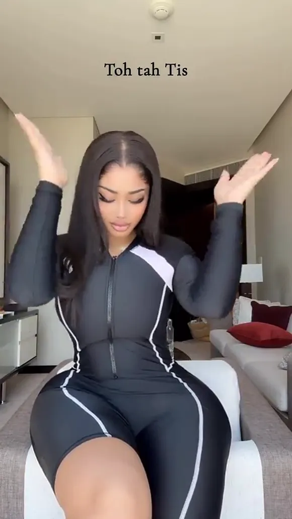 Tootatis Black Bodysuit Tease OnlyFans Video Leaked