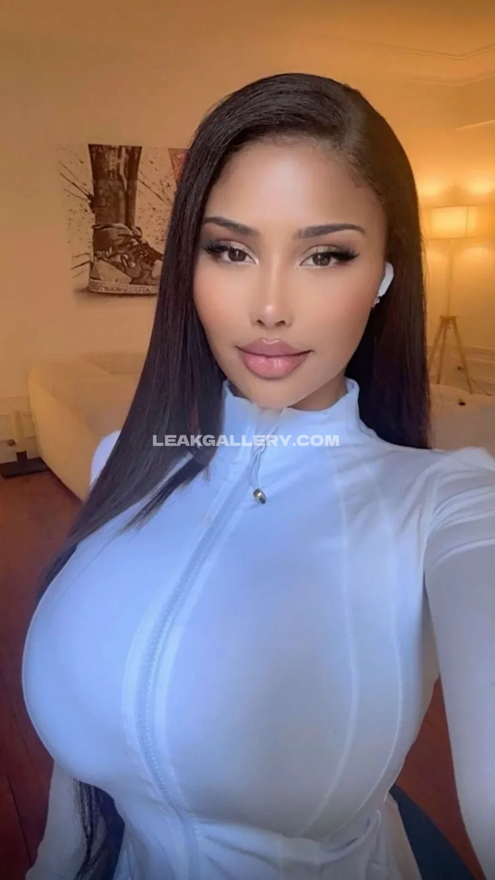 Tootatis Tight White Bodysuit Selfie OnlyFans Photo Leaked