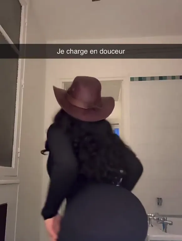 Tootatis Hat And Black Bodysuit OnlyFans Video Leaked