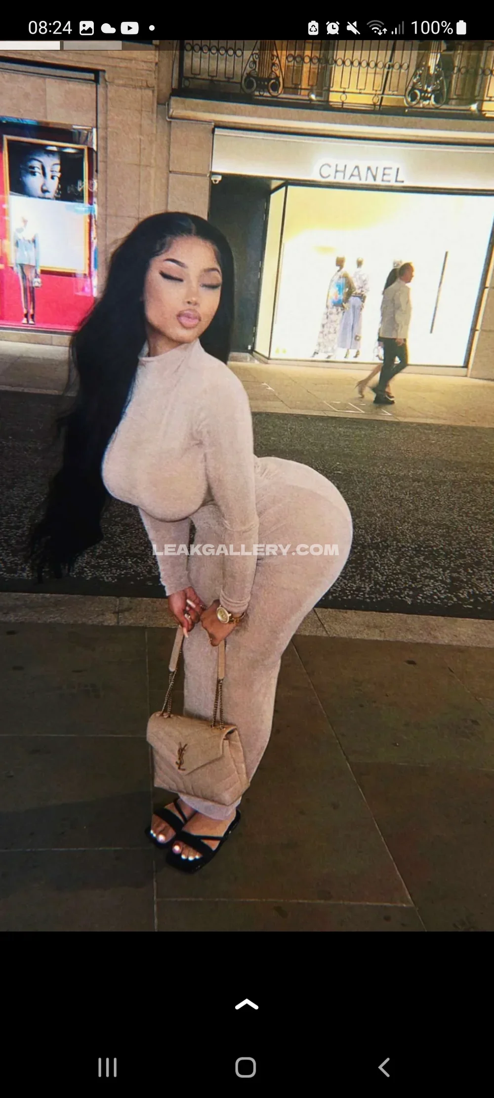 Tootatis Tight Outfit Ass Pose OnlyFans Photo Leaked