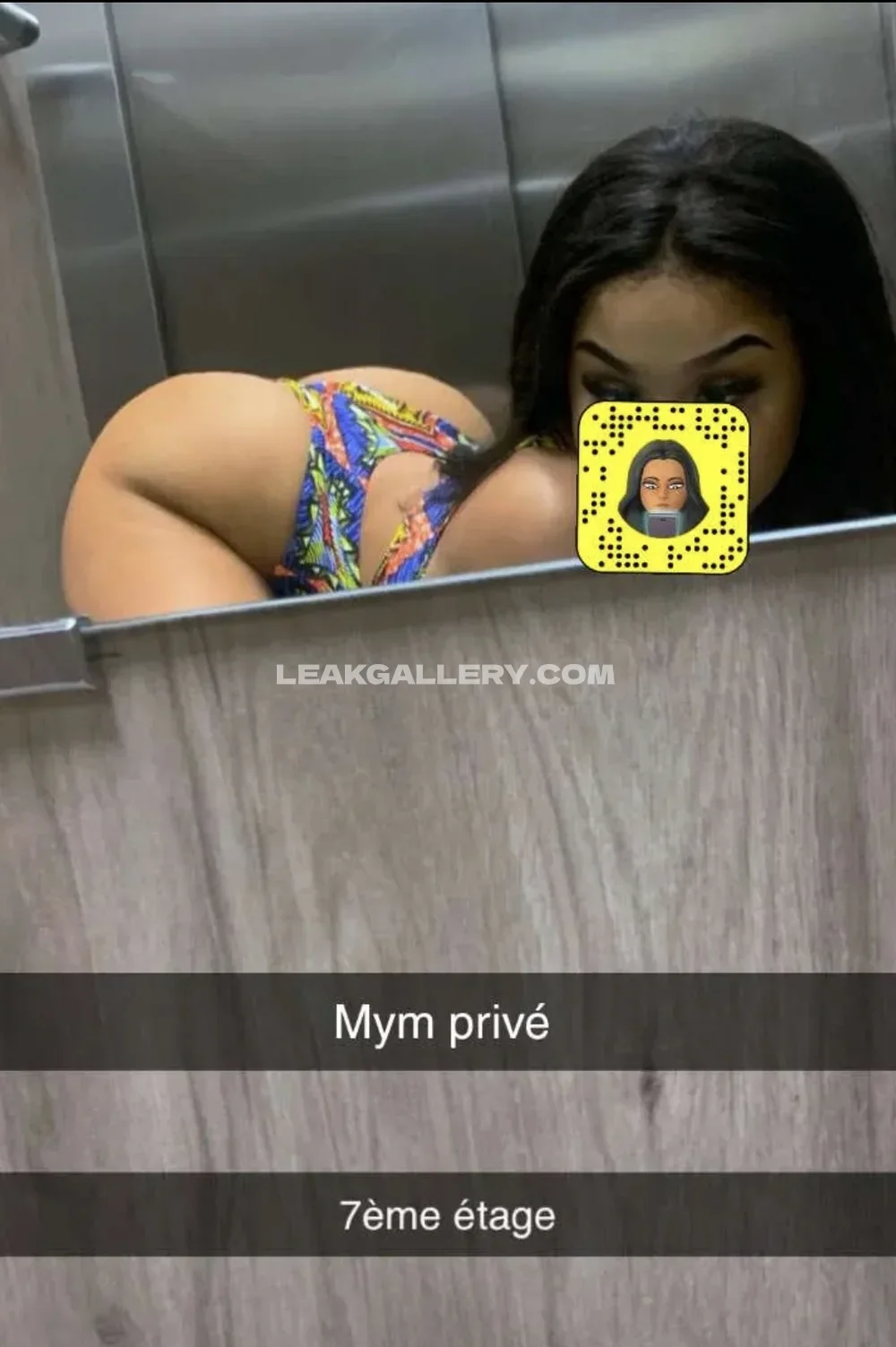 Tootatis Bent Over Thong Display OnlyFans Photo Leaked