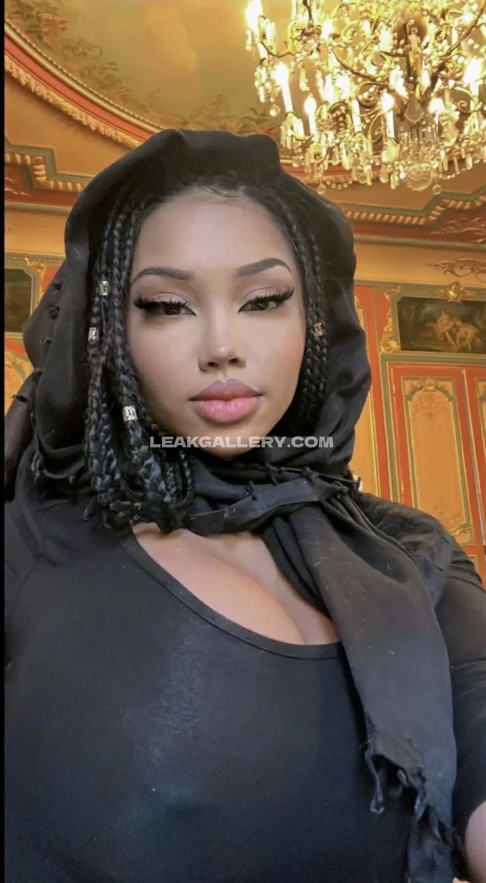 Tootatis Black Hooded Top Tease OnlyFans Photo Leaked