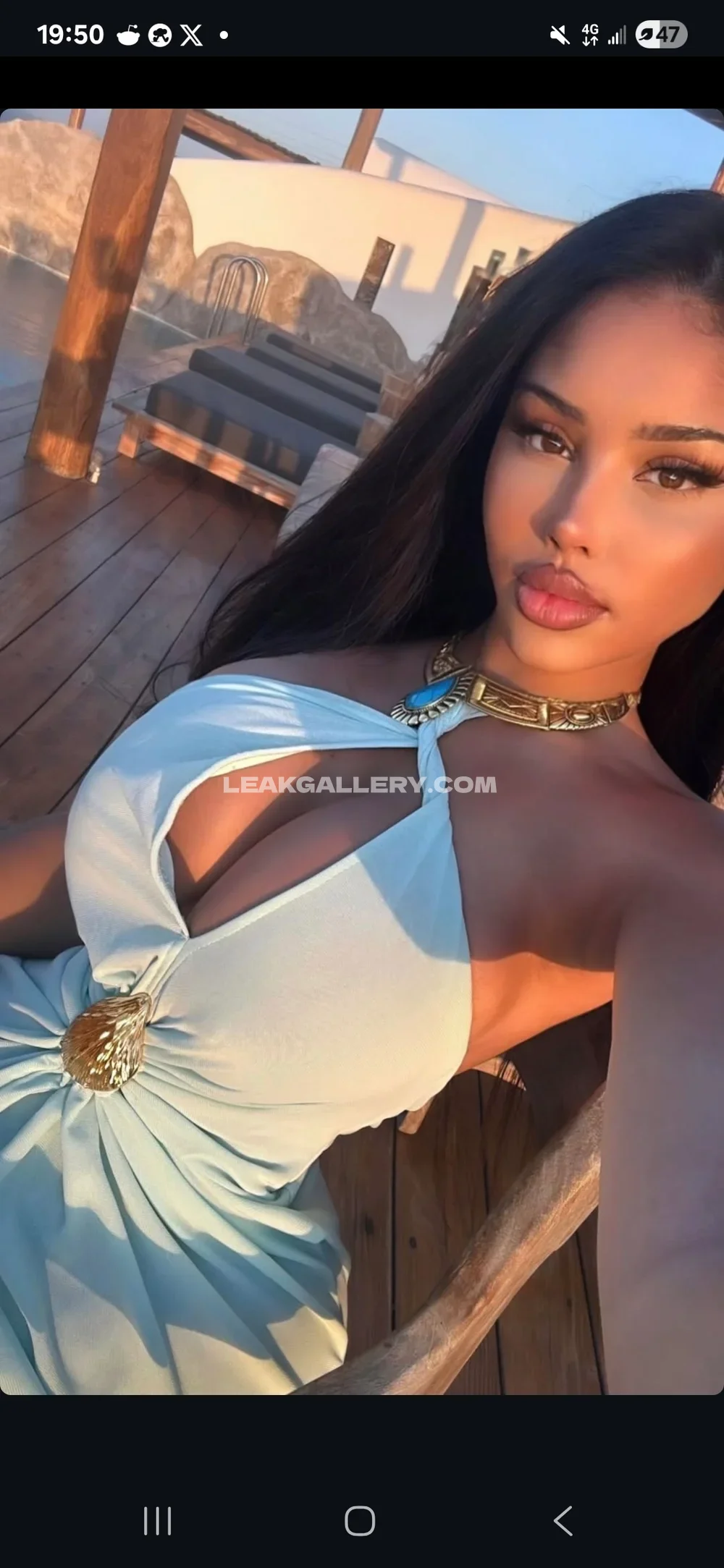 Tootatis Blue Dress Cleavage Pose OnlyFans Photo Leaked