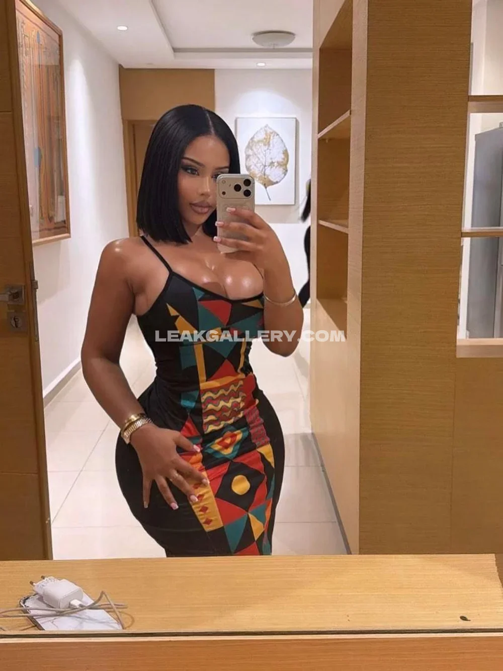 Tootatis Mirror Selfie In Patterned Dress OnlyFans Photo Leaked