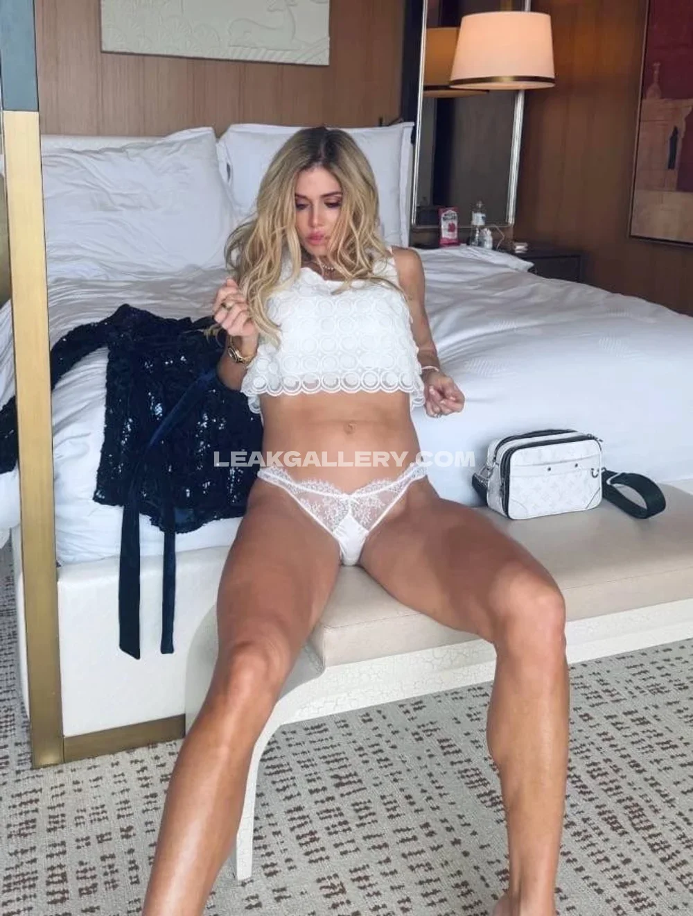 Torriewilson White Lace Underwear Pose OnlyFans Photo Leaked