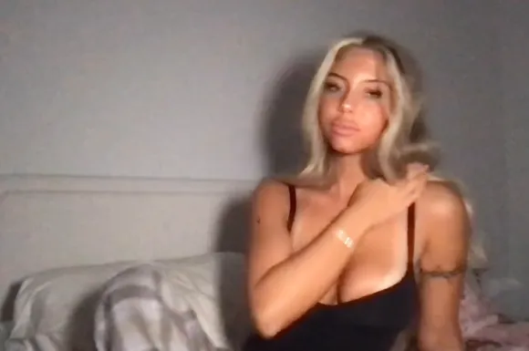 Tylor_peach_xo Black Bra Tease OnlyFans Video Leaked
