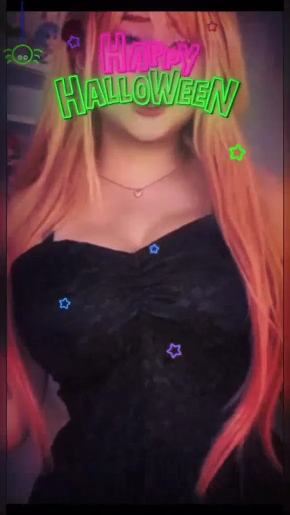 Upminaa Black Lace Top Tease OnlyFans Video Leaked
