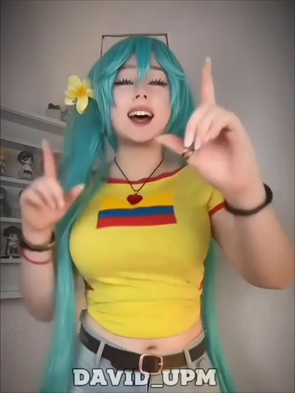 Upminaa Teal Wig Cosplay Dance OnlyFans Video Leaked