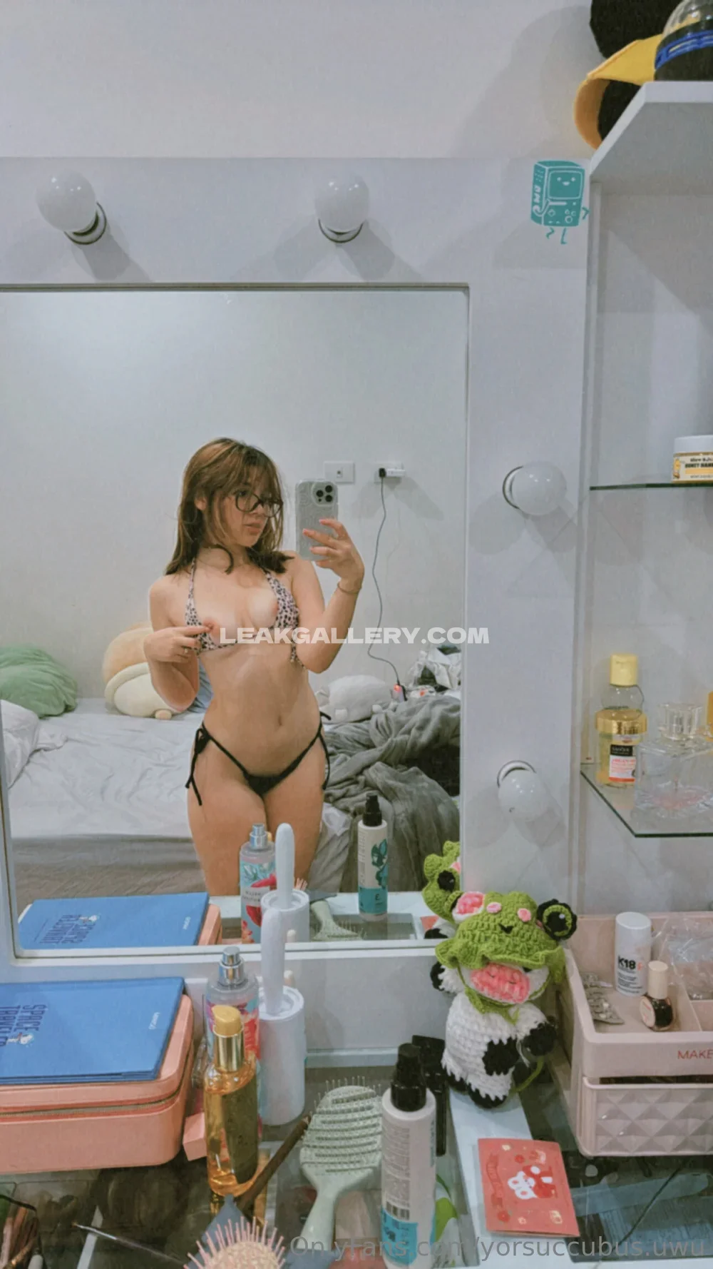 Uwu.yor Mirror Selfie In Lingerie OnlyFans Photo Leaked
