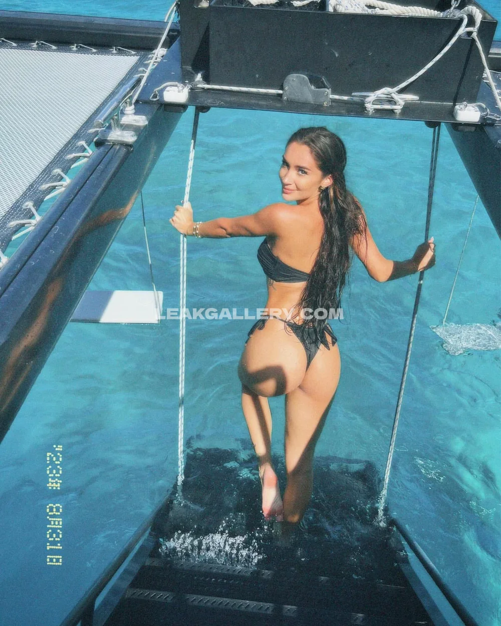 Vanessachristinex Bikini Back View On Boat OnlyFans Photo Leaked