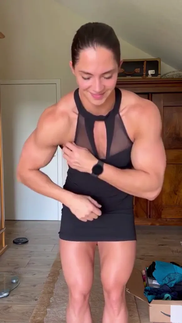 Vladigal Muscular Body Flexing OnlyFans Video Leaked