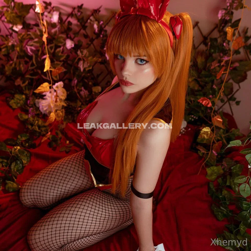 Xhemyd Red Latex Bunny Cosplay OnlyFans Photo Leaked